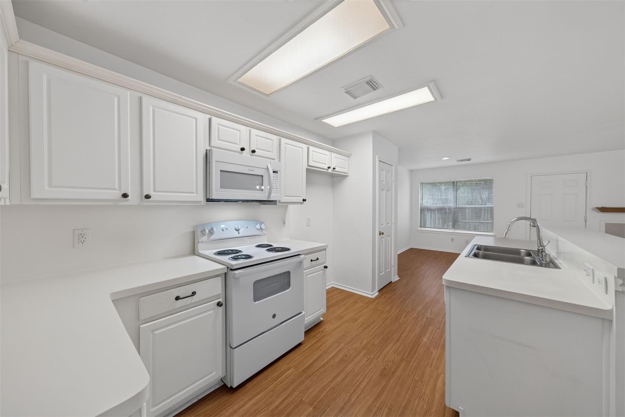 130 S Walden Elms Circle