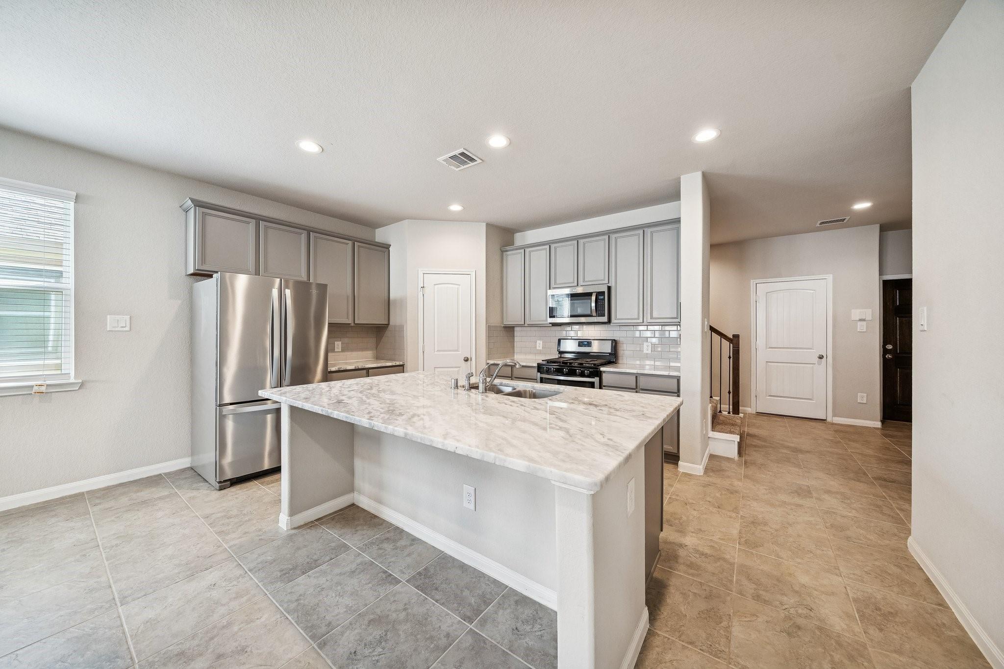 7407 Merrylands Drive