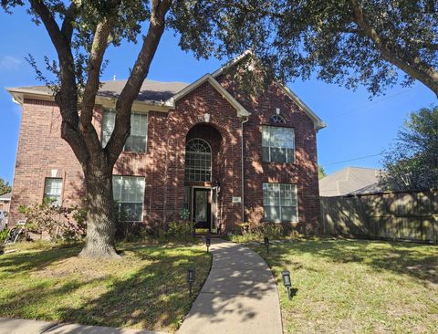 Photo of 402 Spring Trace Court, Houston, TX 77094 (MLS # 17959181)