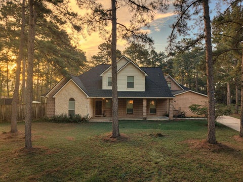 Photo of 31630 Spinnaker Run, Magnolia, TX 77354 (MLS # 30603856)