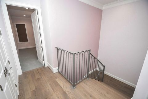 Tiny photo for 949 Dunleigh Meadows Lane, Houston, TX 77055 (MLS # 51285181)