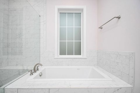 Tiny photo for 949 Dunleigh Meadows Lane, Houston, TX 77055 (MLS # 51285181)