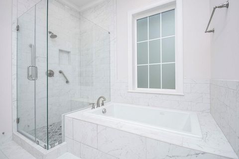 Tiny photo for 949 Dunleigh Meadows Lane, Houston, TX 77055 (MLS # 51285181)