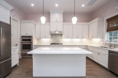 Tiny photo for 949 Dunleigh Meadows Lane, Houston, TX 77055 (MLS # 51285181)