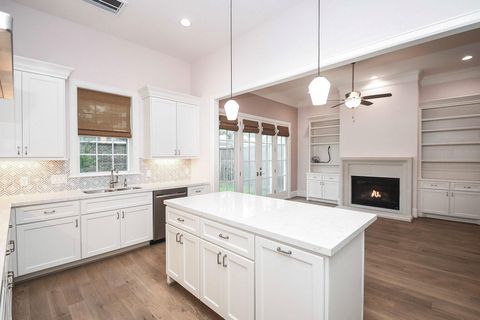 Tiny photo for 949 Dunleigh Meadows Lane, Houston, TX 77055 (MLS # 51285181)