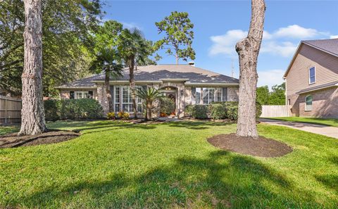 Photo of 18419 Wild Basin Trail, Humble, TX 77346 (MLS # 80246069)