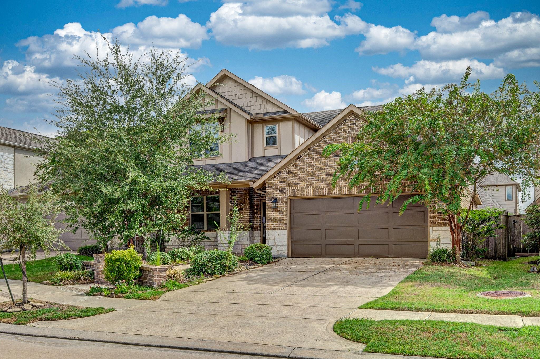 16611 Highland Country Drive