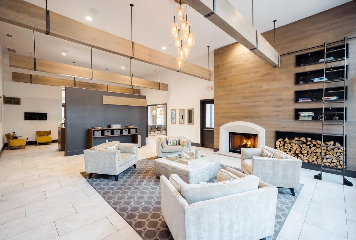 10505 S I-35 Frontage Road 1238