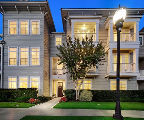 Photo of 198 W Breezy Way, The Woodlands, TX 77380 (MLS # 4678477)