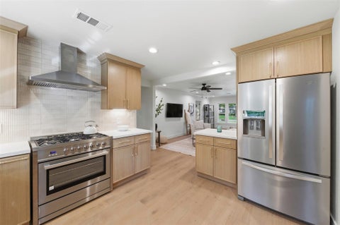 Tiny photo for 2210 Wakefield Drive, Houston, TX 77018 (MLS # 27483857)