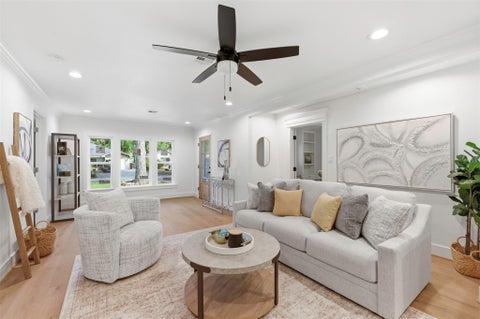 Tiny photo for 2210 Wakefield Drive, Houston, TX 77018 (MLS # 27483857)