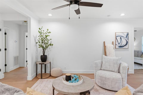 Tiny photo for 2210 Wakefield Drive, Houston, TX 77018 (MLS # 27483857)