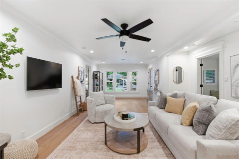 Tiny photo for 2210 Wakefield Drive, Houston, TX 77018 (MLS # 27483857)
