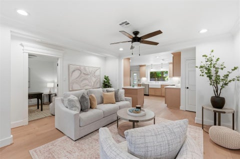 Tiny photo for 2210 Wakefield Drive, Houston, TX 77018 (MLS # 27483857)