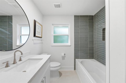 Tiny photo for 2210 Wakefield Drive, Houston, TX 77018 (MLS # 27483857)