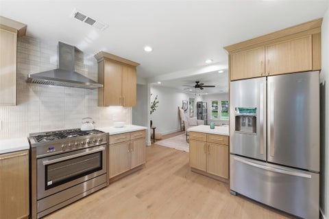 Tiny photo for 2210 Wakefield Drive, Houston, TX 77018 (MLS # 27483857)
