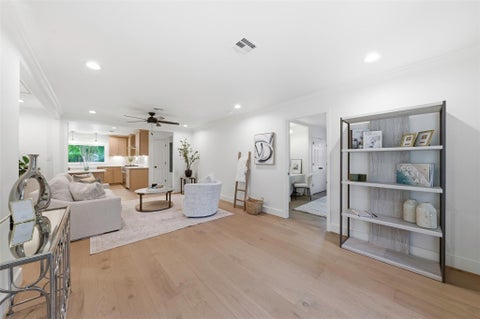 Tiny photo for 2210 Wakefield Drive, Houston, TX 77018 (MLS # 27483857)
