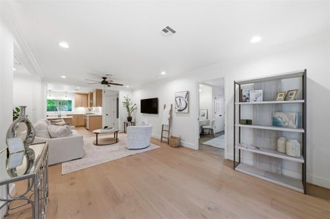 Tiny photo for 2210 Wakefield Drive, Houston, TX 77018 (MLS # 27483857)