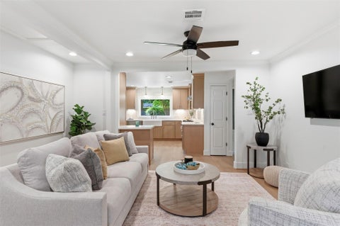 Tiny photo for 2210 Wakefield Drive, Houston, TX 77018 (MLS # 27483857)