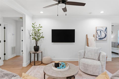 Tiny photo for 2210 Wakefield Drive, Houston, TX 77018 (MLS # 27483857)