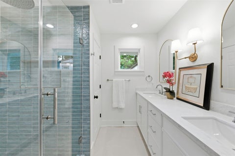 Tiny photo for 2210 Wakefield Drive, Houston, TX 77018 (MLS # 27483857)