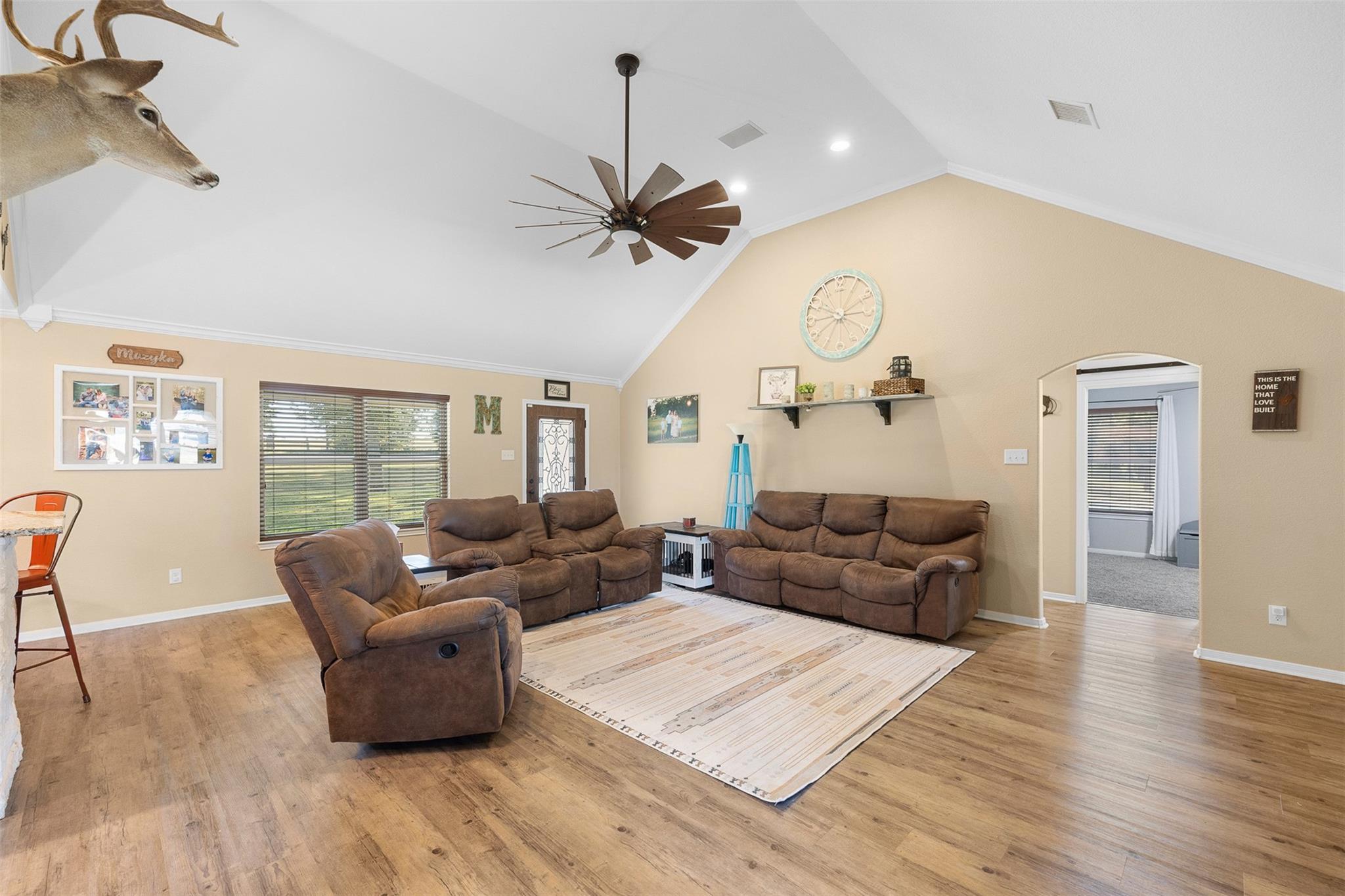 13721 N Fm 46