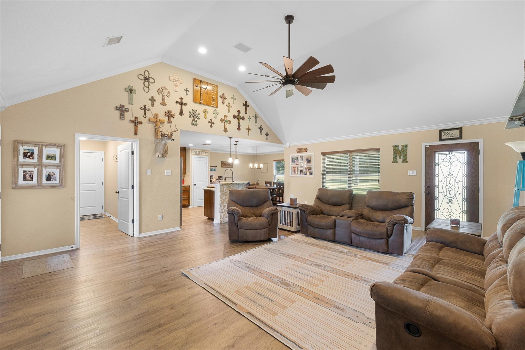 13721 N Fm 46