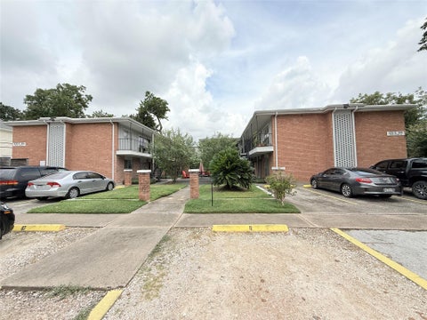 Photo of 425 E 9th Street #5, Houston, TX 77007 (MLS # 89672520)