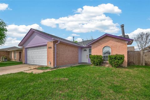 Photo of 7918 Battleoak Drive, Houston, TX 77040 (MLS # 89497714)