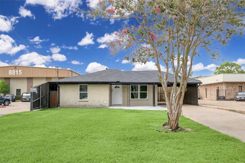 Photo of 8817 Emmott Road, Houston, TX 77040 (MLS # 63517114)