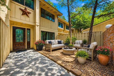 Photo of 2209 W Settlers Way, The Woodlands, TX 77380 (MLS # 34374997)