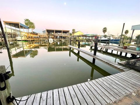 Photo of 318 Marine Way, Freeport, TX 77541 (MLS # 71524368)