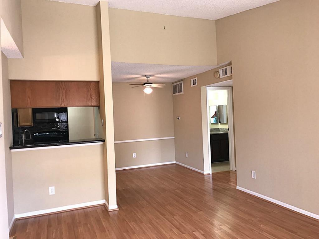 Photo of 2120 El Paseo Street #1810, Houston, TX 77054 (MLS # 29206684)