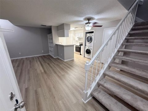Photo of 1515 Sandy Springs Road #1102, Houston, TX 77042 (MLS # 4085001) Photo of 1515 Sandy Springs Road #1102, Houston, TX 77042 (MLS # 4085001)