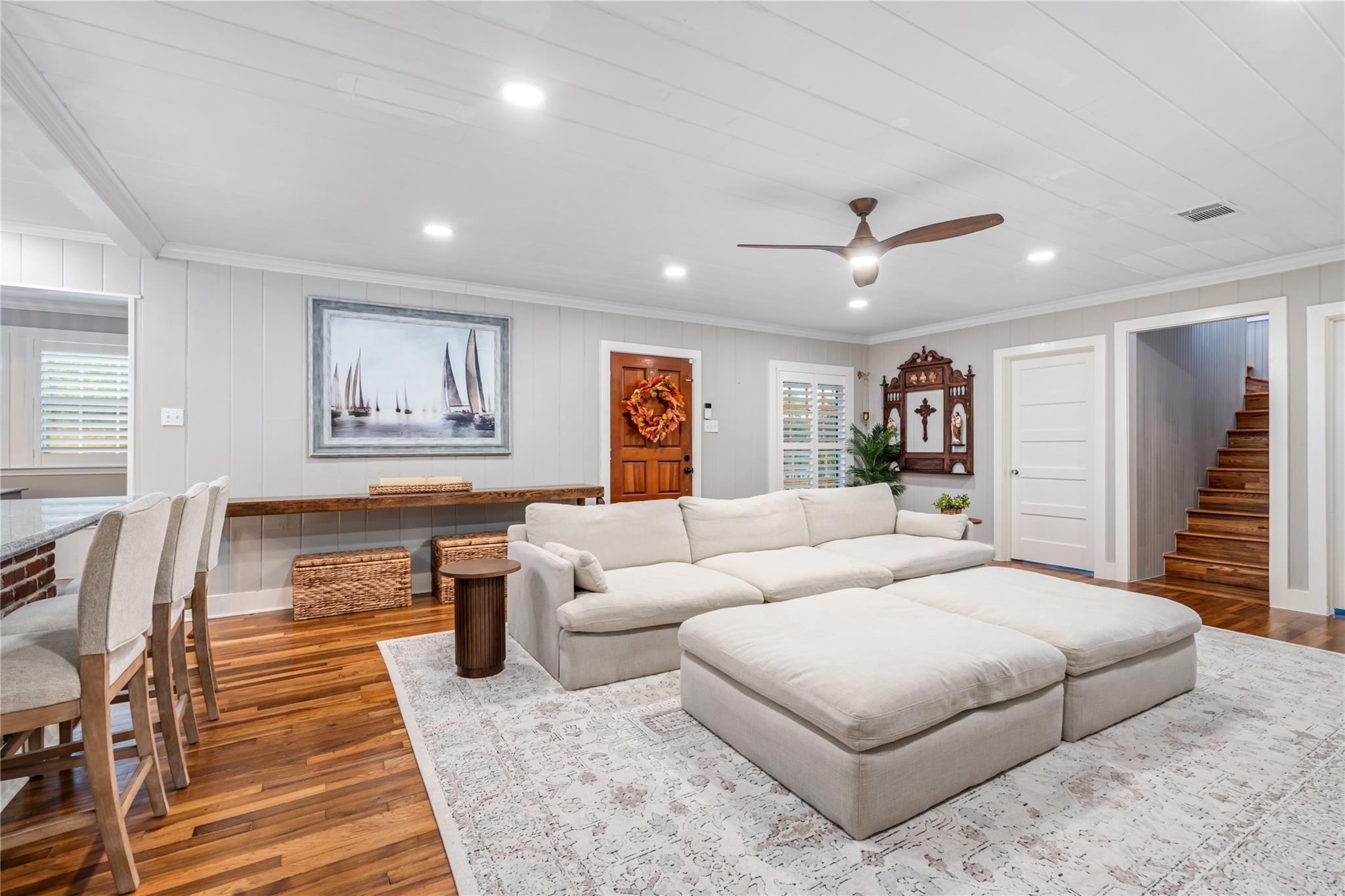 327 Middleton Street