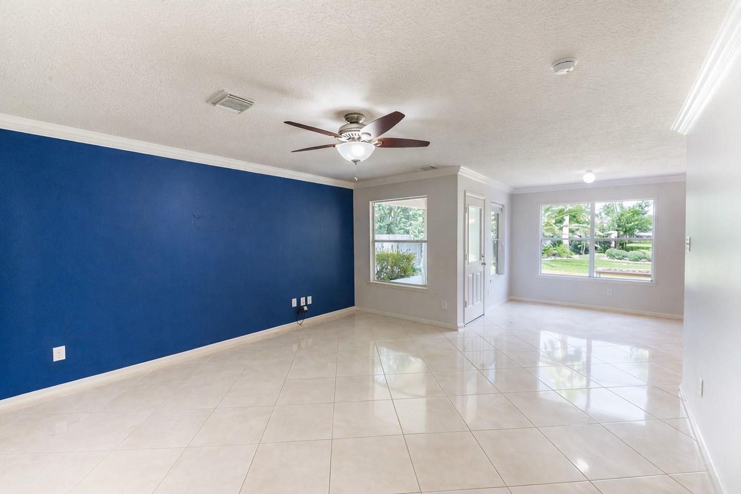 6430 Binalong Drive