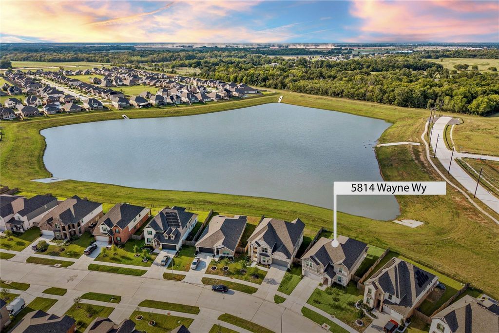 Photo of 5814 Wayne Way Way, Rosenberg, TX 77471 (MLS # 75024303)