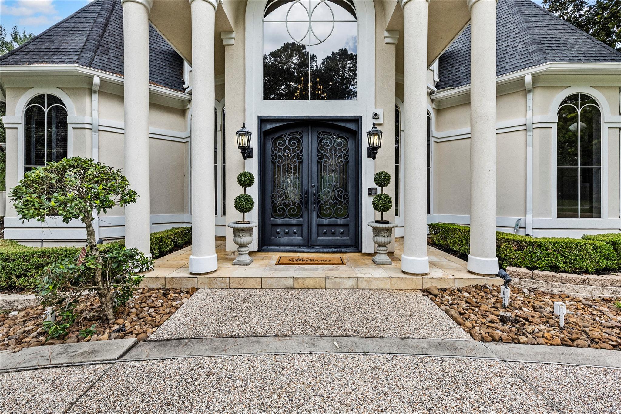3 N Benton Woods Circle