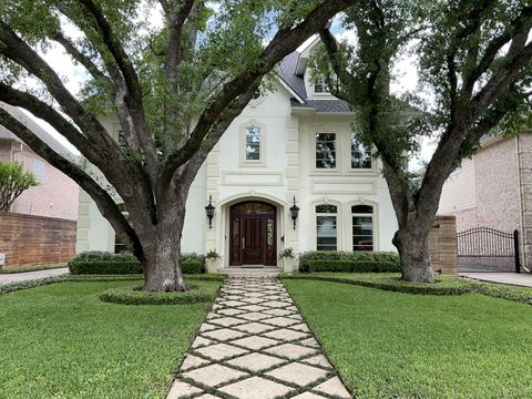 4534 Beech Street Bellaire TX 77401