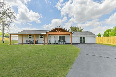 Photo of 9167 Conner Road, Washington, TX 77880 (MLS # 16027627) Photo of 9167 Conner Road, Washington, TX 77880 (MLS # 16027627)