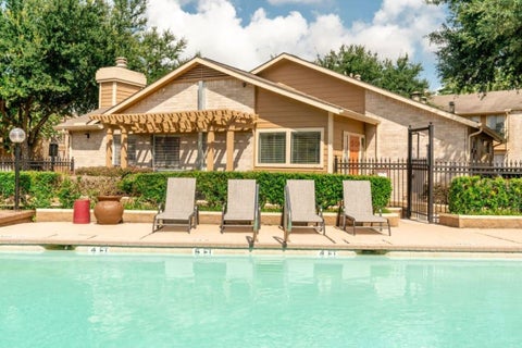 Photo of 515 S Bender Avenue Ave #1404, Humble, TX 77338 (MLS # 34312138)