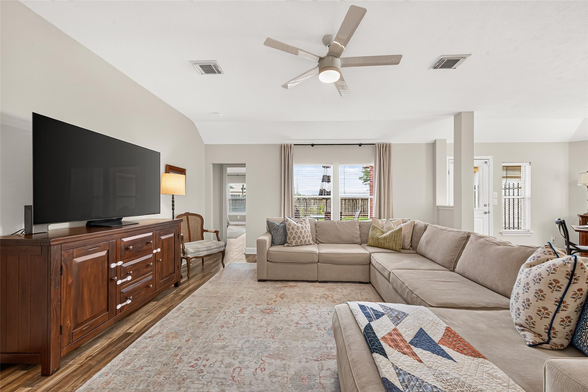 4911 Blaisefield Court