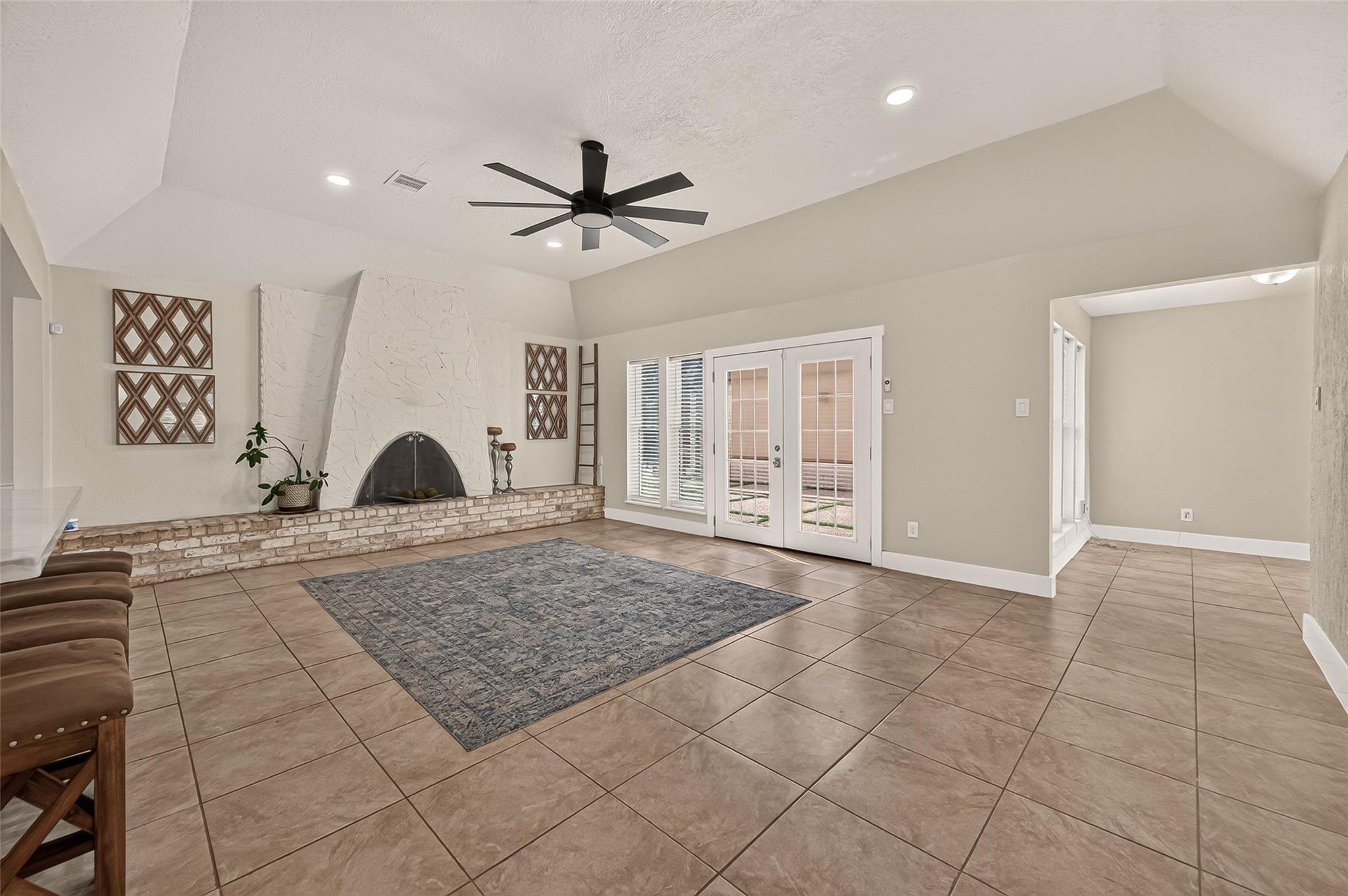 4012 Chile Drive