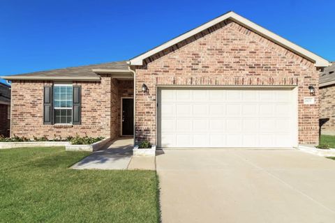 Photo of 1805 Trace DR, Aubrey, TX 76227 (MLS # 24952536)