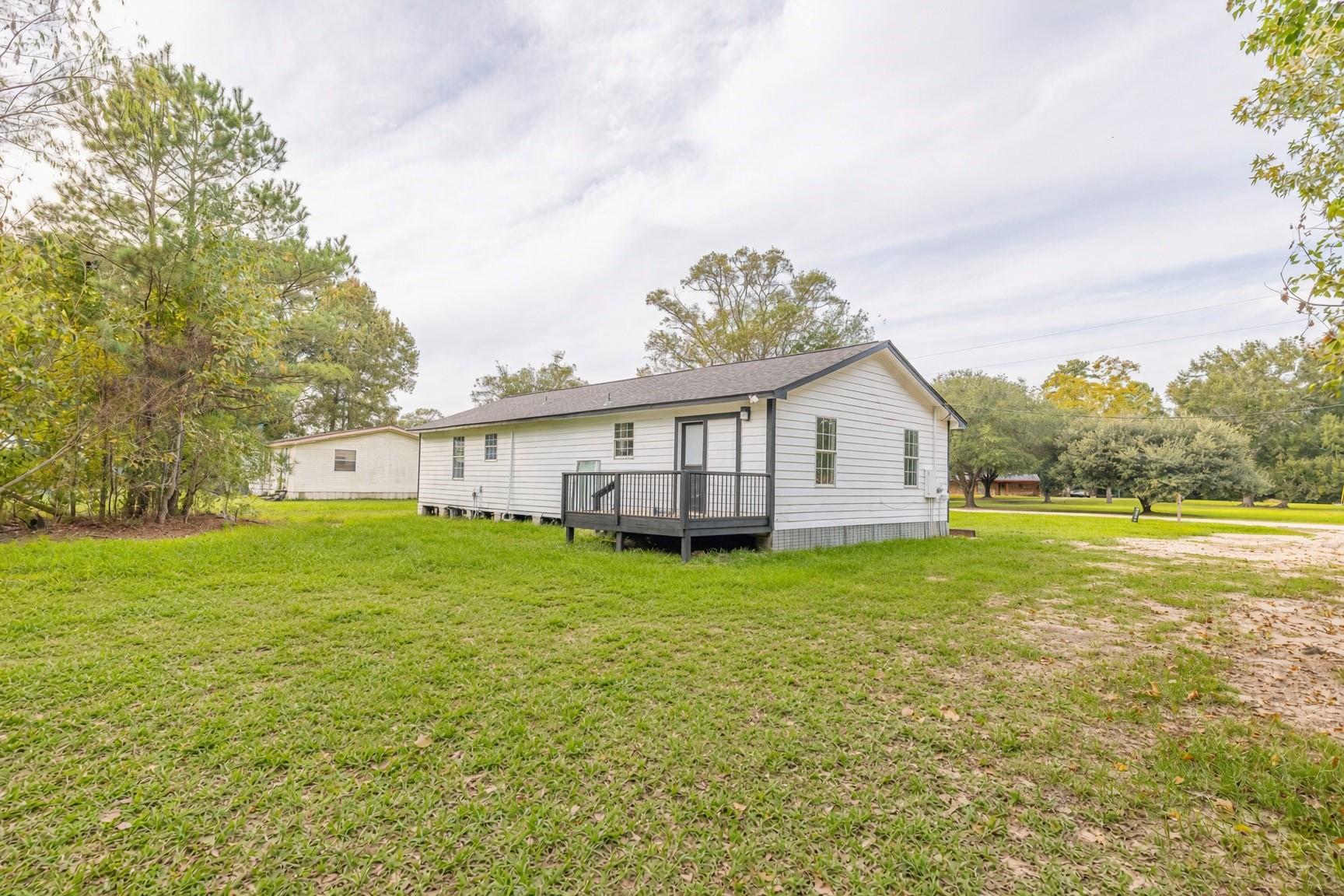 593 County Road 2234