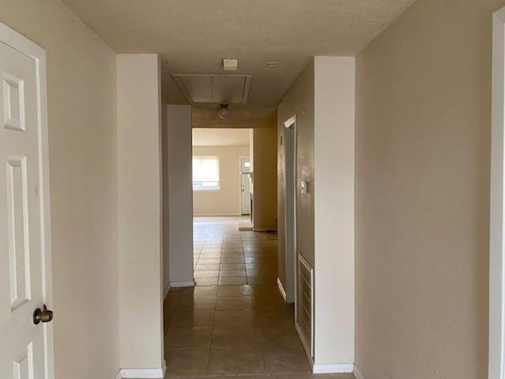 Photo of 2142 Greenbriar Colony Drive, Houston, TX 77032 (MLS # 23451884)