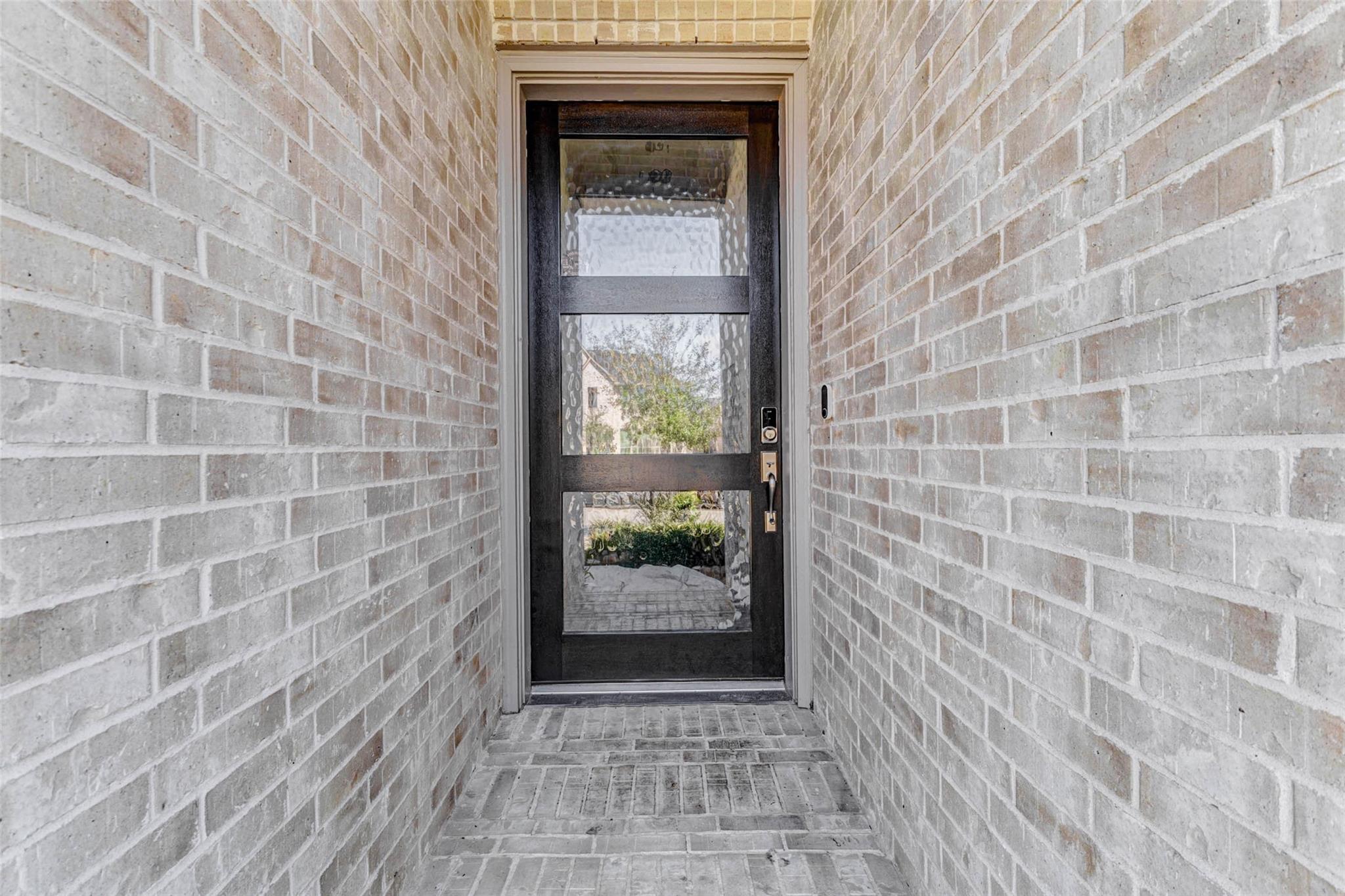 5130 Albany Shores Lane