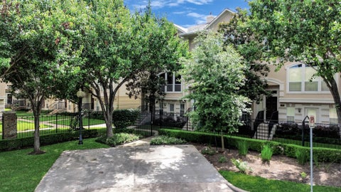 Photo of 1739 French Village Drive, Houston, TX 77055 (MLS # 25192100)