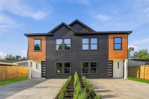 Multifamily For Sale - 5326 Ridgeway Drive<br/> Houston, TX 77033
