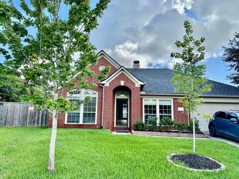 Photo of 3131 Valley Court, Manvel, TX 77578 (MLS # 7841836)